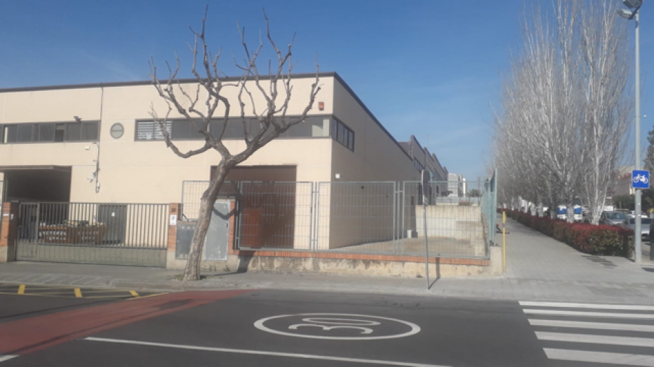 FINCAS LLOBREGAT GESTIONA ARRENDAMIENTO NAVE INDUSTRIAL  EN SANT JOAN DESPI