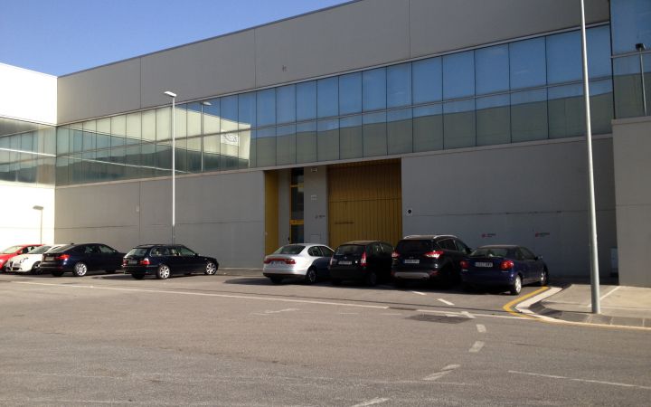 FINCAS LLOBREGAT GESTIONA ARRENDAMIENTO NAVE INDUSTRIAL EN SANT BOI DE LLOBREGAT