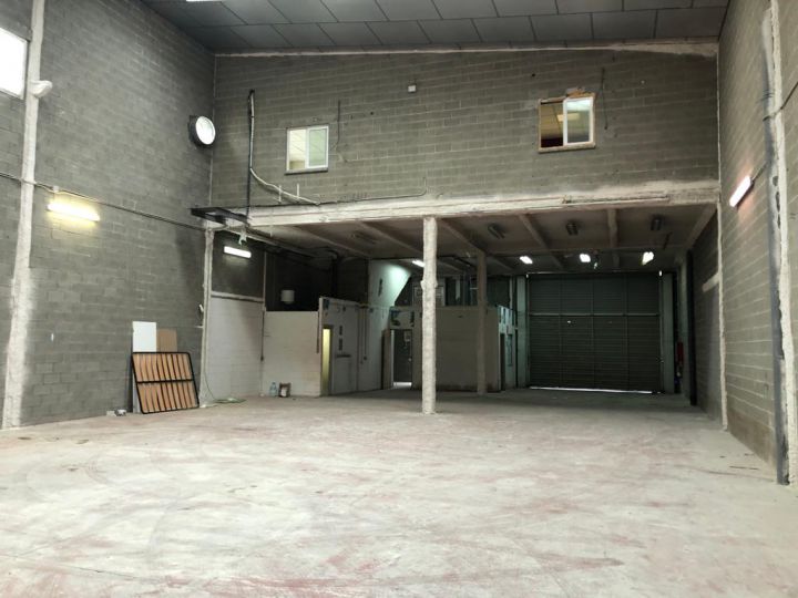 Nave industrial en alquiler en Cornellà de Llobregat