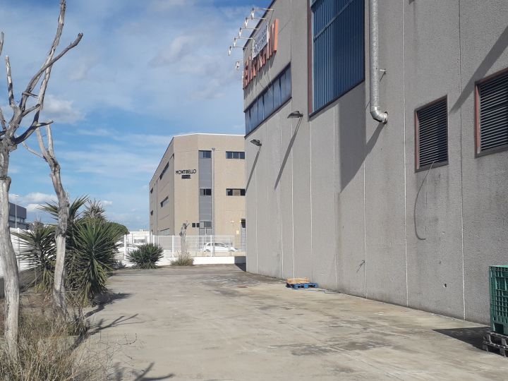 Nave industrial en alquiler en Sant Boi de Llobregat