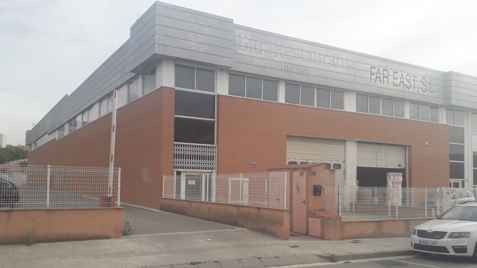 FINCAS LLOBREGAT GESTIONA ARRENDAMIENTO NAVE INDUSTRIAL  EN CORNELLA  DE LLOBREGAT