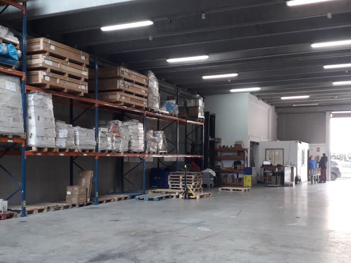 Nave industrial en alquiler en Sant Feliu de Llobregat