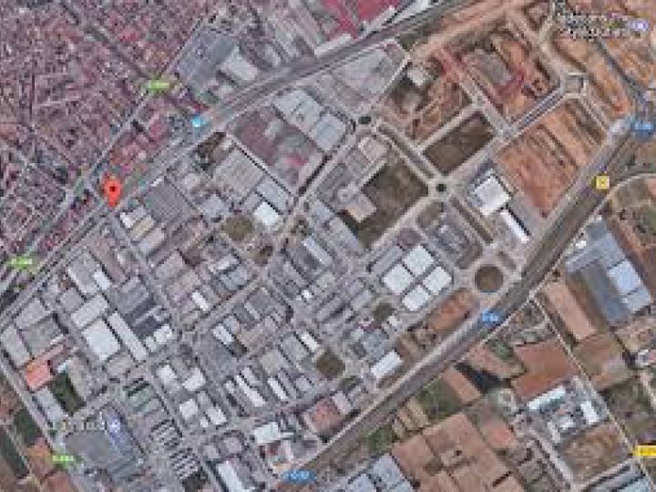 Solar industrial en venta en Gavà
